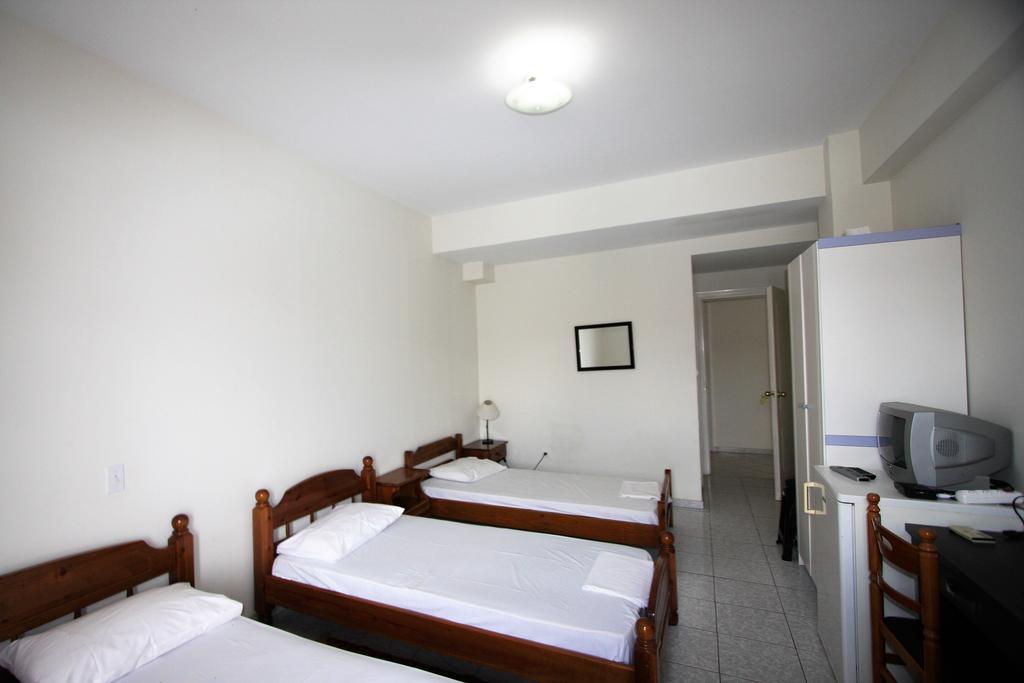 Miloi Rooms And Apartments Esterno foto
