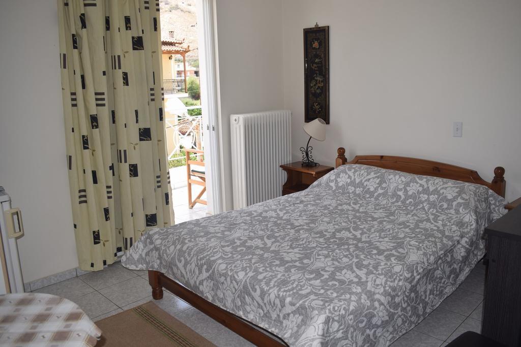 Miloi Rooms And Apartments Esterno foto